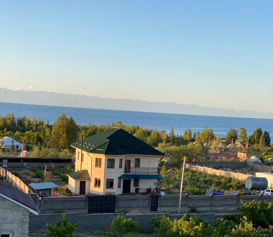 Гостевой дом Максат - главное фото