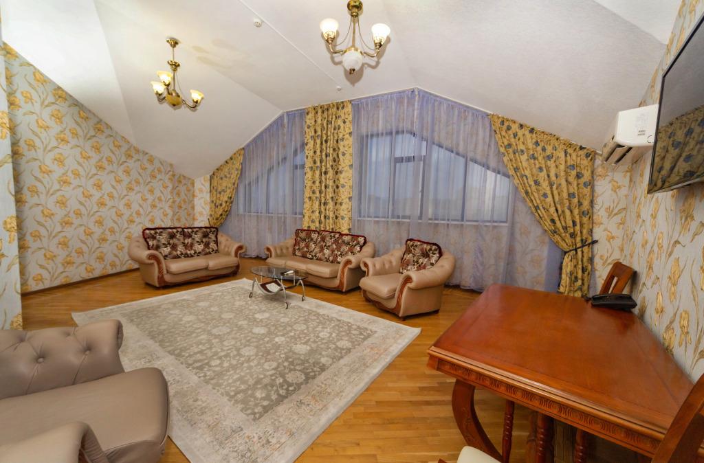 Отель Золотая Империя - главное фото