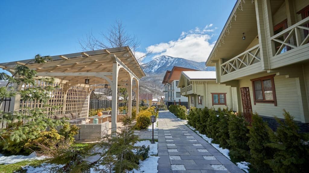 Отель Hills Polyana Hotel & Spa - главное фото