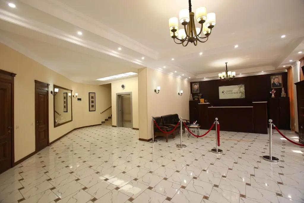 Отель Continent - главное фото