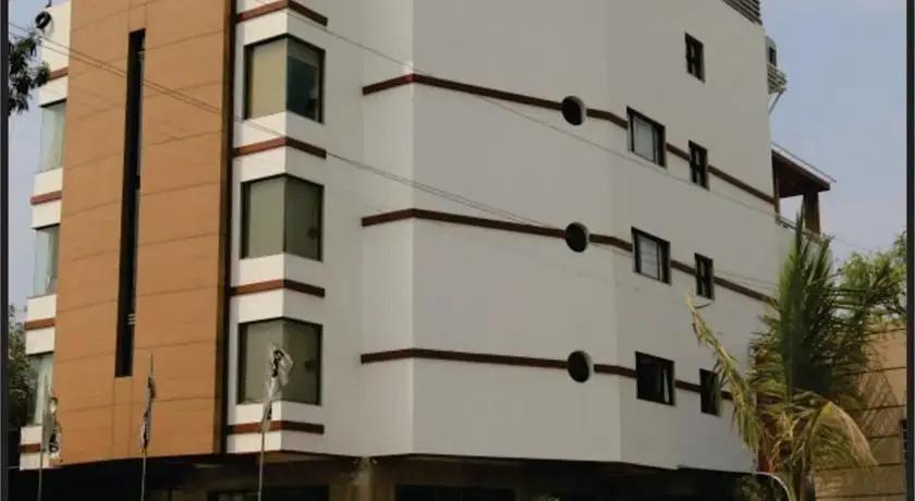 Hotel Somdeep Palace - главное фото