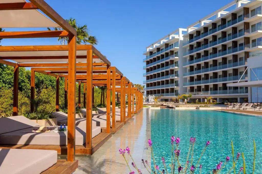 Chrysomare Beach Hotel and Resort - главное фото