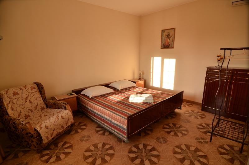 Guest House Roza Vetrov Popovka - главное фото