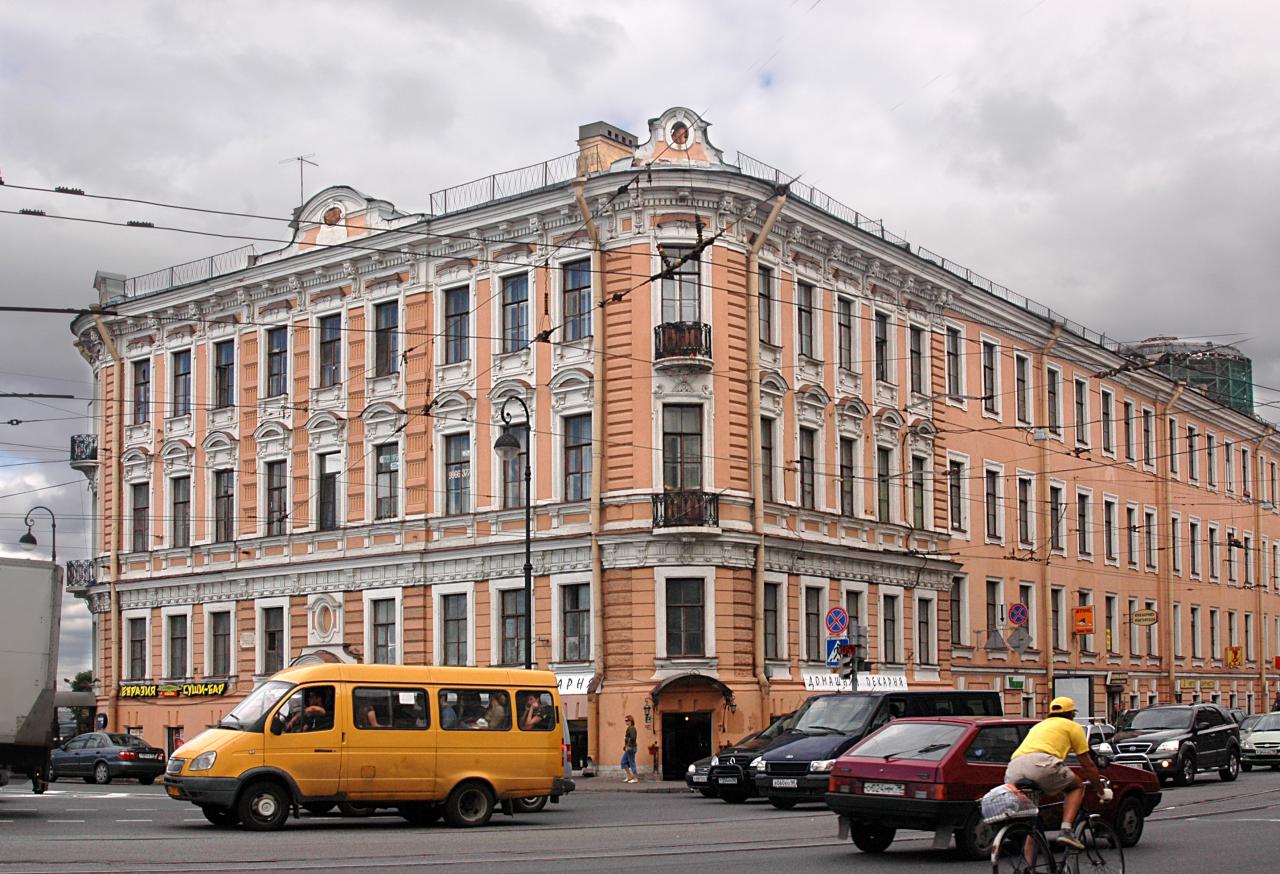 Мини-отель Bridge Inn в Санкт-Петербурге